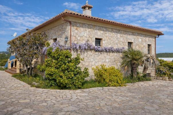 3 bed finca in Benitachell