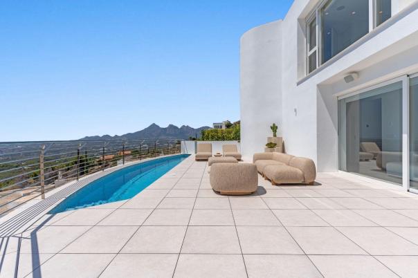 4 bed villa de lujo in Altea la Vella