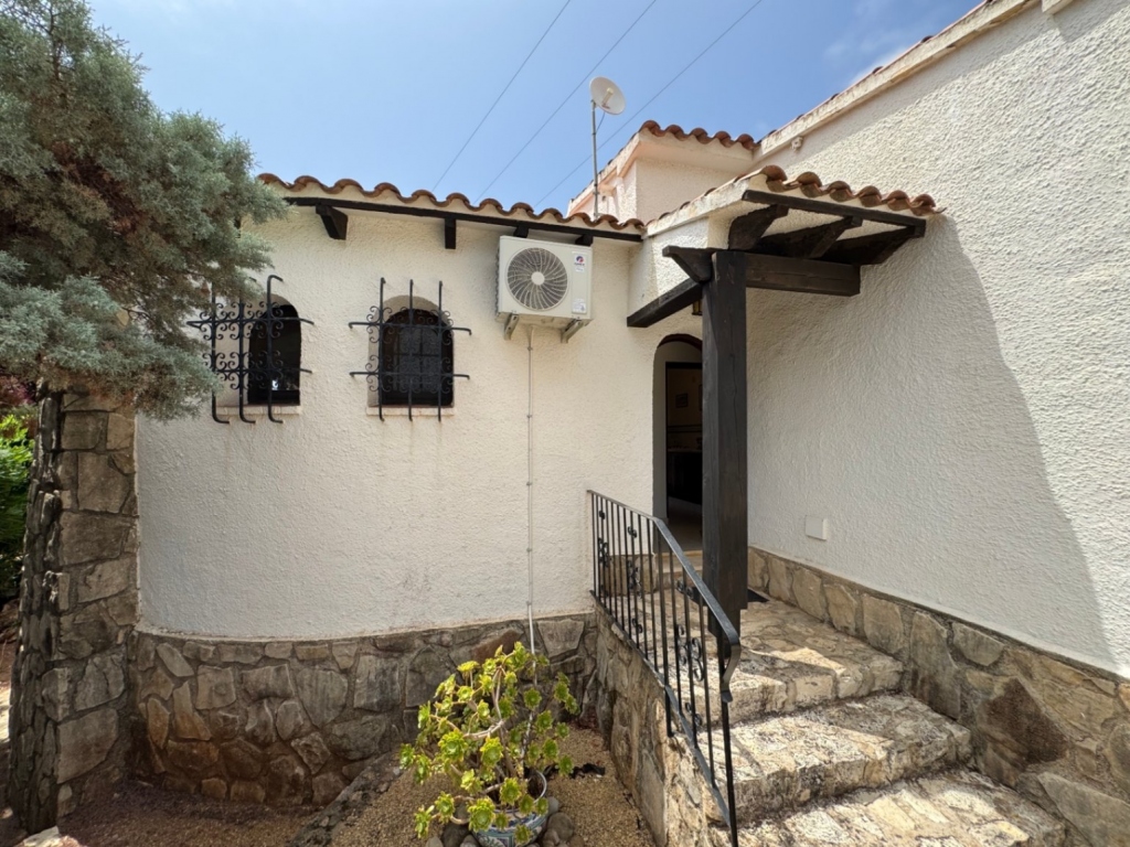 2 bed villa in Benissa