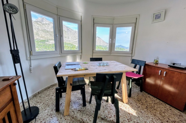 4 bed villa in Benigembla