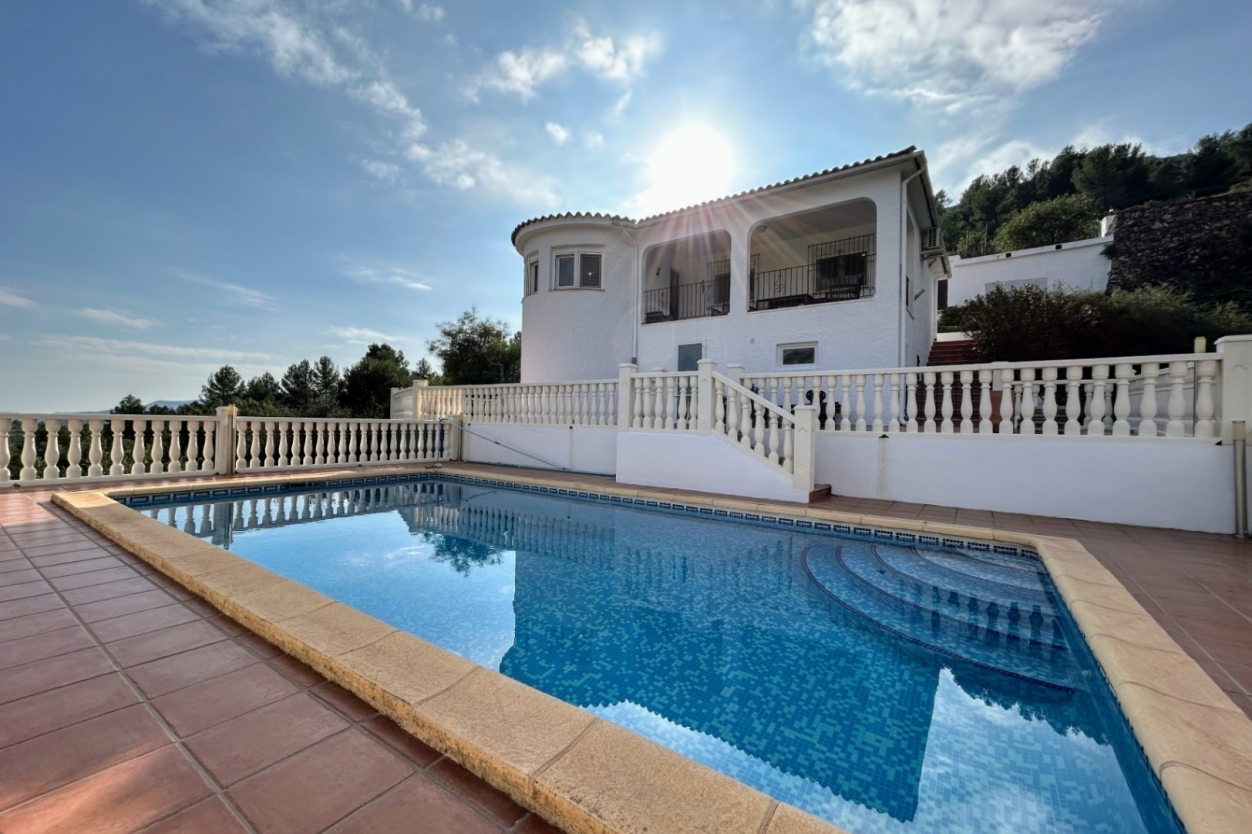 4 bed villa in Benigembla