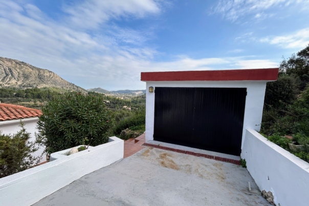 4 bed villa in Benigembla