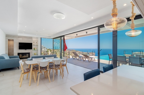 4 bed villa in Benitachell
