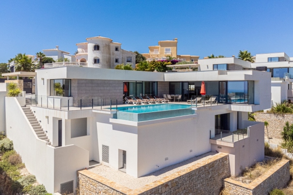 4 bed villa in Benitachell