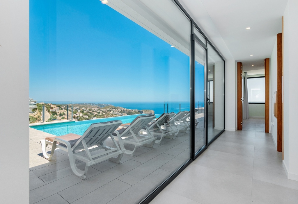 4 bed villa in Benitachell
