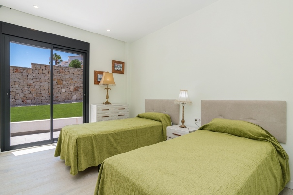 4 bed villa in Benitachell
