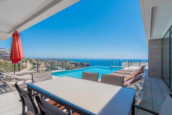 4 bed villa in Benitachell