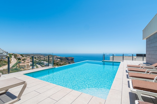 4 bed villa in Benitachell