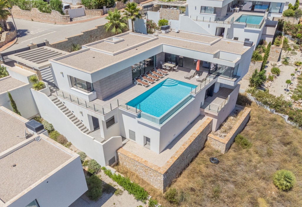 4 bed villa in Benitachell