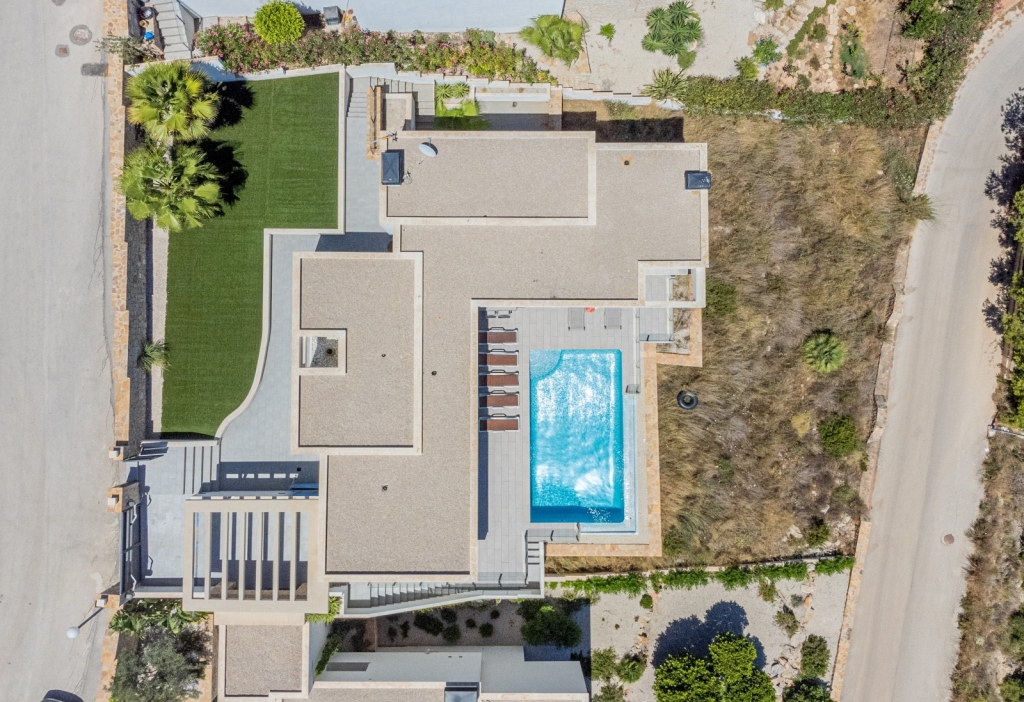 4 bed villa in Benitachell
