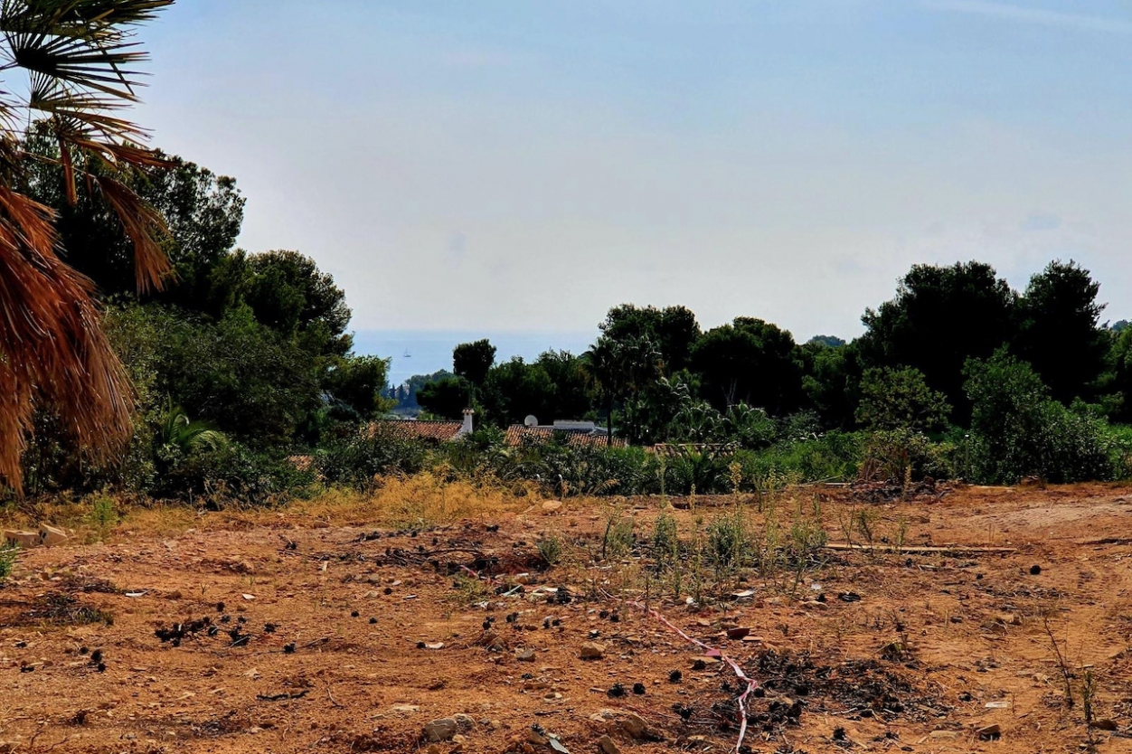 plots of land in Moraira