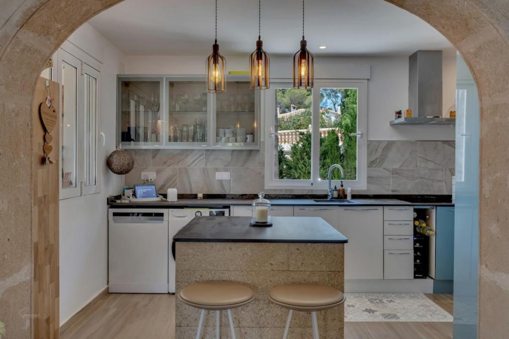 5 bed villas in Javea