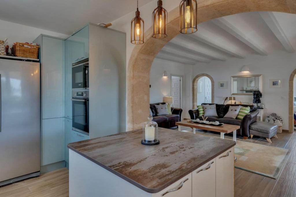 5 bed villas in Javea