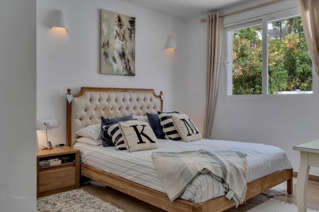 5 bed villas in Javea