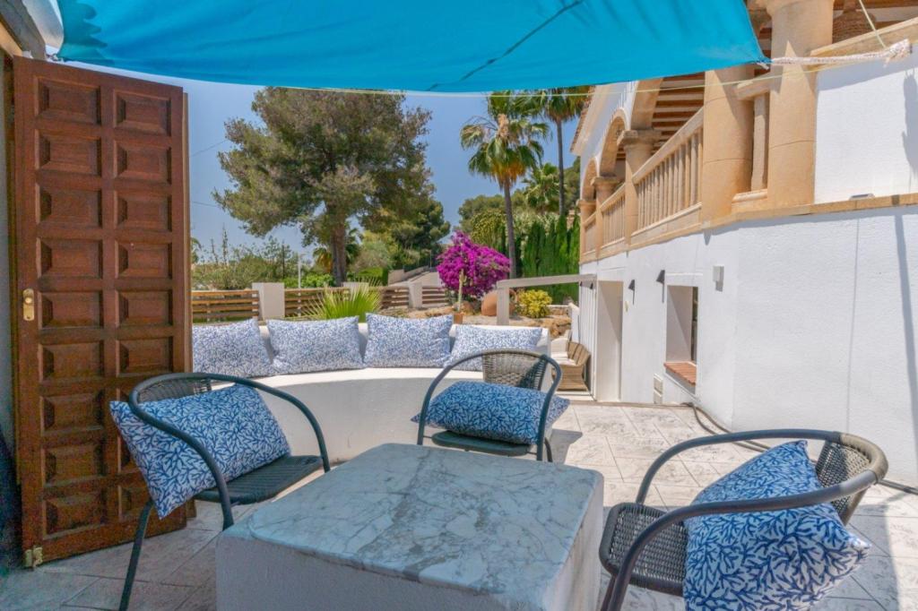 5 bed villas in Javea