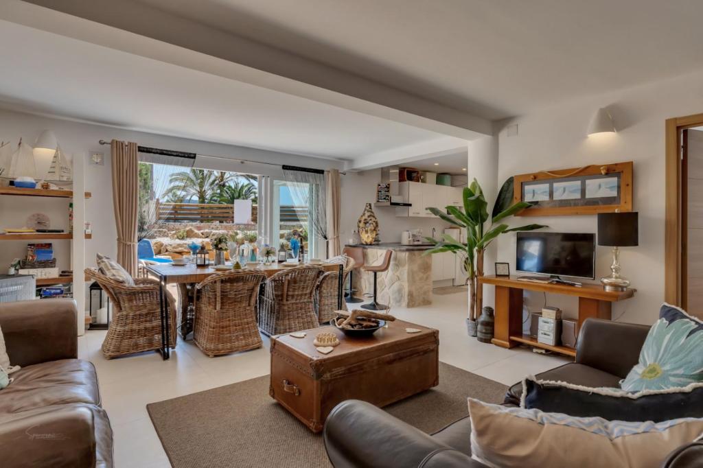 5 bed villas in Javea