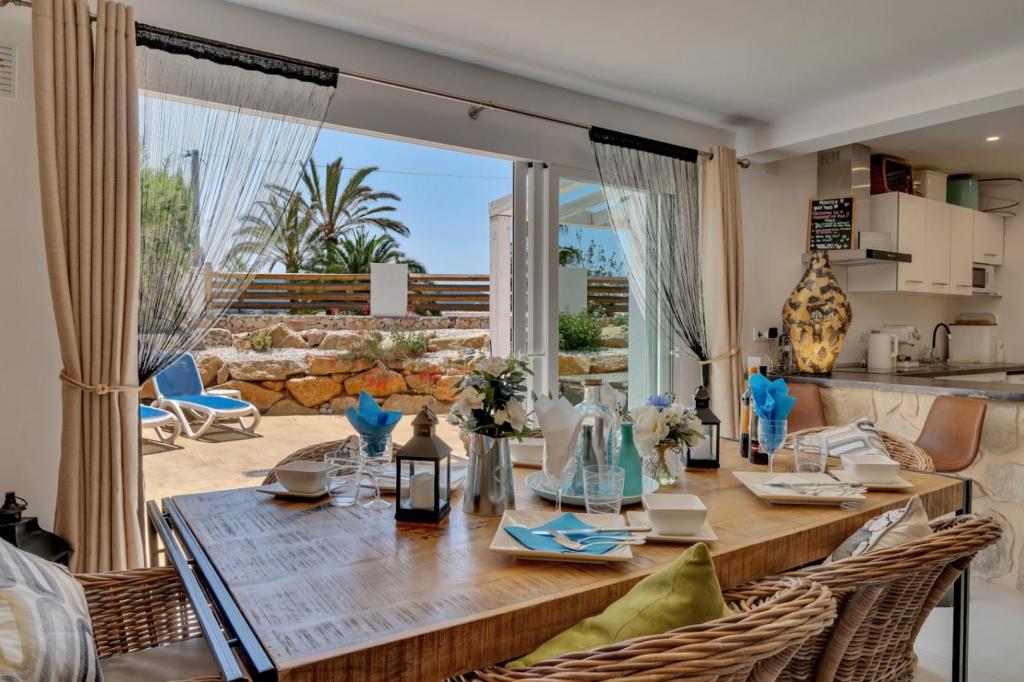 5 bed villas in Javea