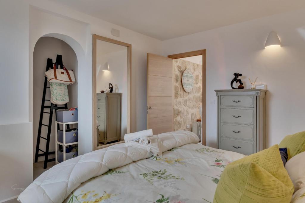 5 bed villas in Javea