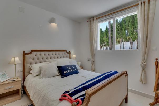 5 bed villas in Javea