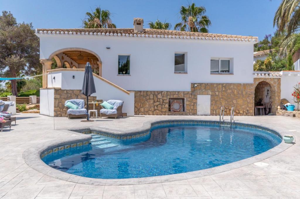5 bed villas in Javea