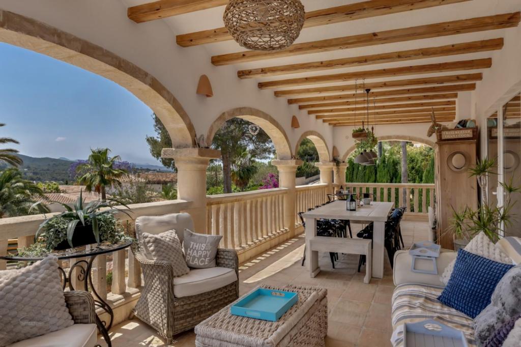 5 bed villas in Javea