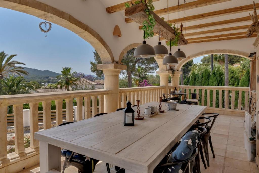 5 bed villas in Javea