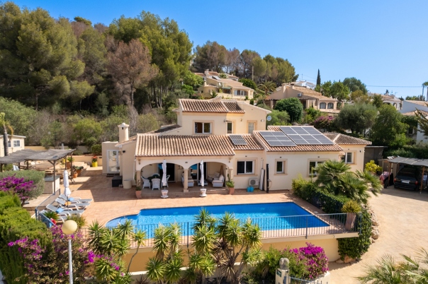 4 bed villa in Javea