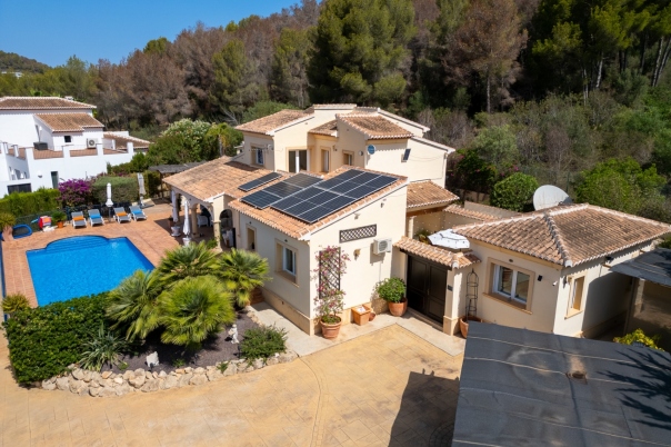 4 bed villa in Javea
