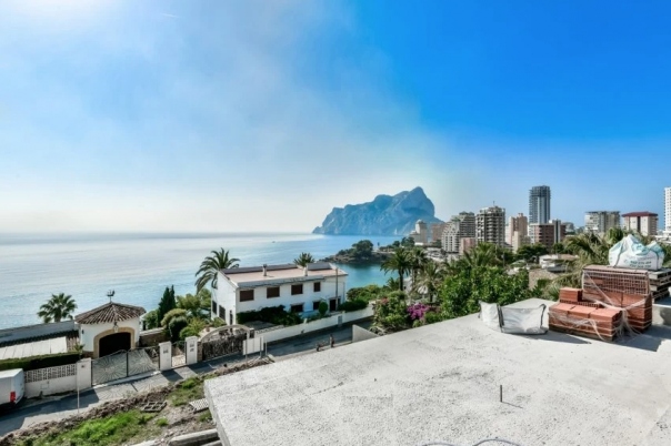 5 bed villa in Calp