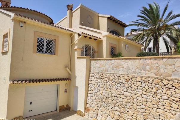 3 bed casa / chalet in Benitachell