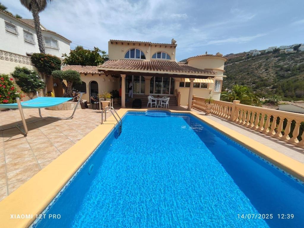 3 bed casa / chalet in Benitachell