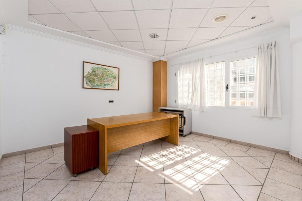 1 bed commercial_premises in Altea