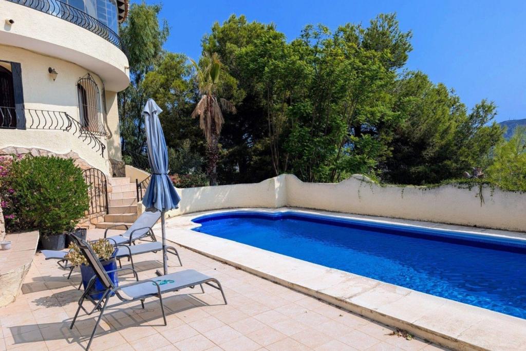 4 bed casa / chalet in Moraira