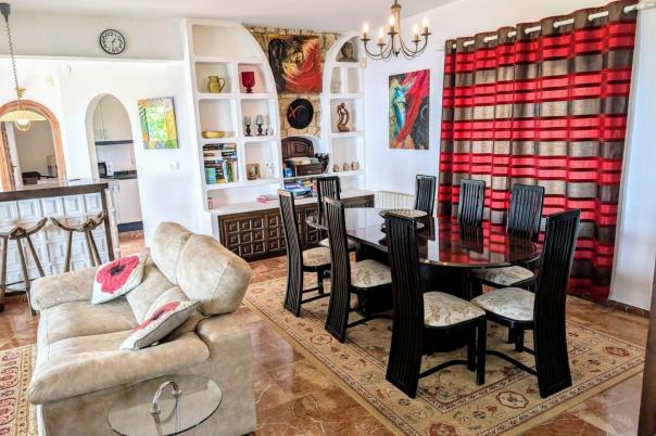 4 bed casa / chalet in Moraira