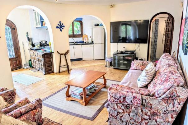 4 bed casa / chalet in Moraira