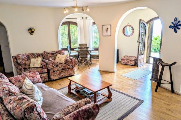 4 bed casa / chalet in Moraira