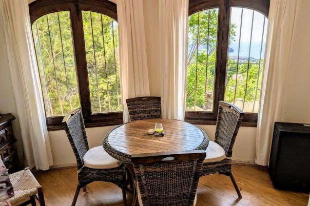 4 bed casa / chalet in Moraira