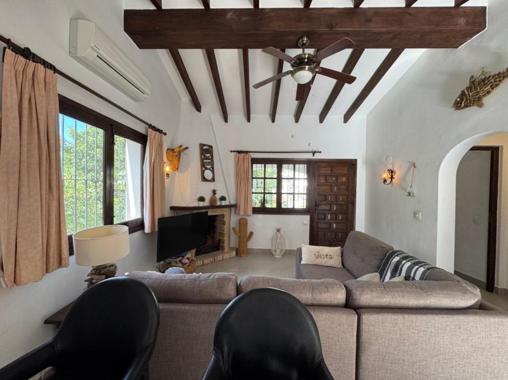 2 bed bungalow in Moraira