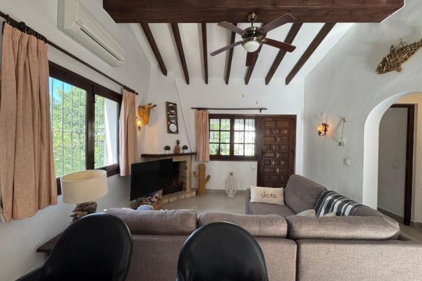 2 bed bungalow in Moraira