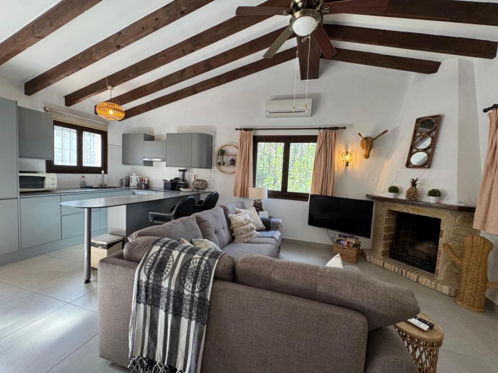 2 bed bungalow in Moraira