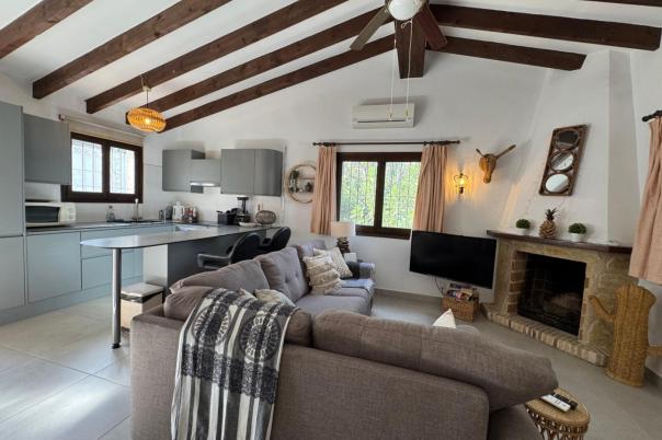 2 bed bungalow in Moraira