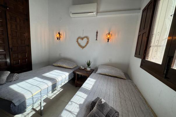 2 bed bungalow in Moraira