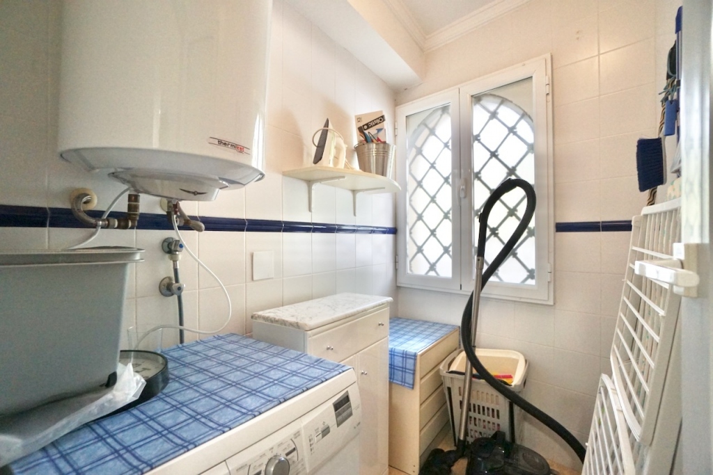 2 bed apartments - flats in Moraira