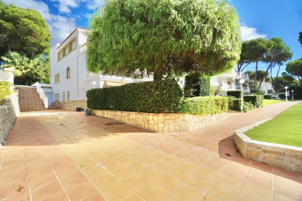 2 bed apartments - flats in Moraira