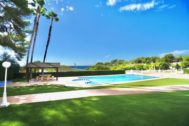 2 bed apartments - flats in Moraira