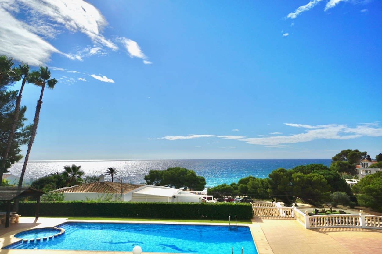 2 bed apartments - flats in Moraira
