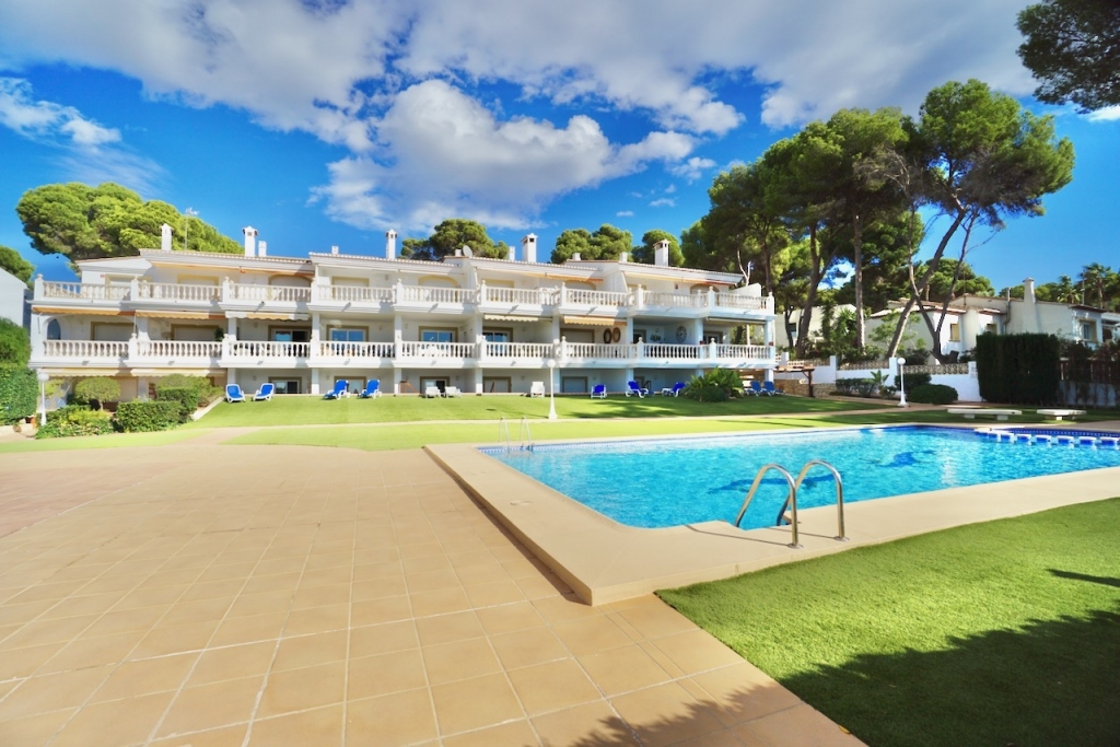 2 bed apartments - flats in Moraira