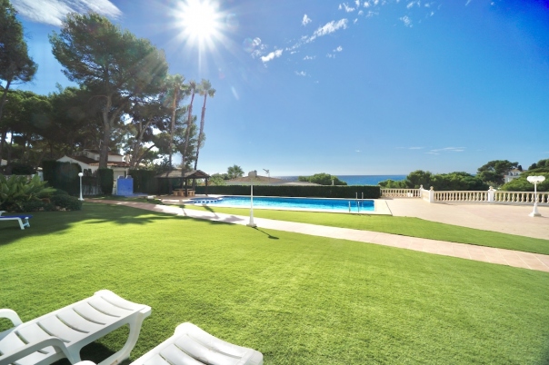 2 bed apartments - flats in Moraira