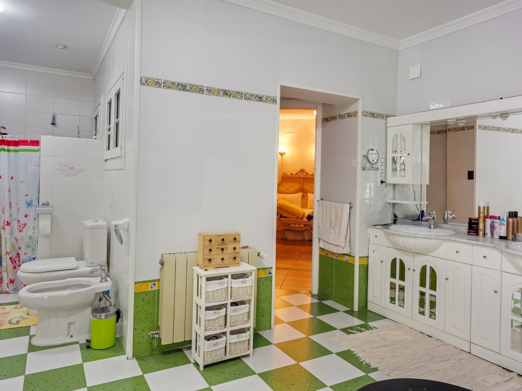 6 bed villa in Denia
