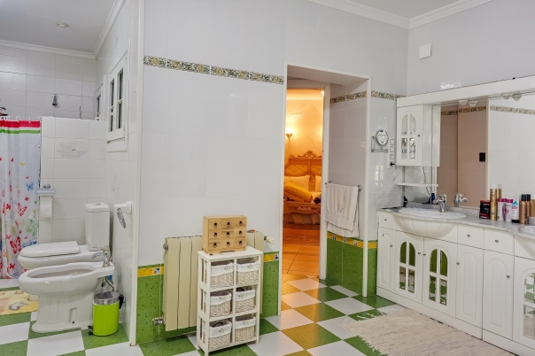 6 bed villa in Denia